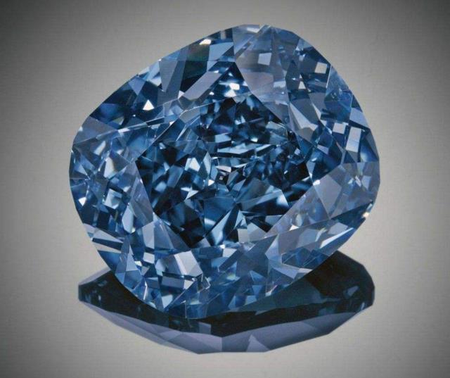 世界最贵的钻石图片