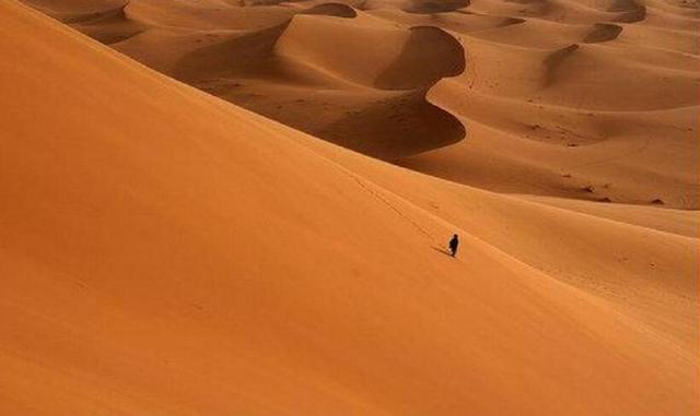 世界上最大的沙漠是什么沙漠(巴丹吉林沙漠)插图6