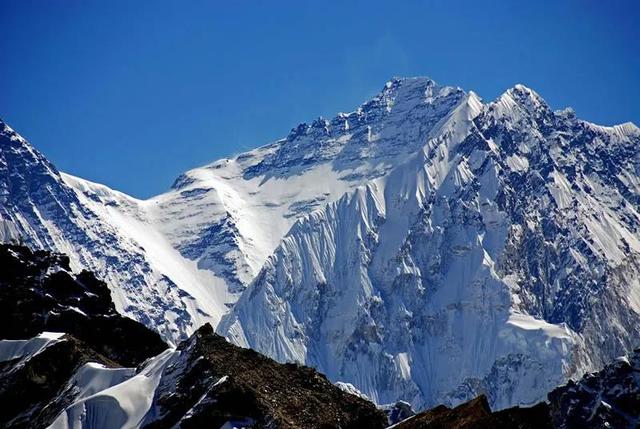 世界上最高的十大山峰(喜马拉雅山十大山峰)插图4
