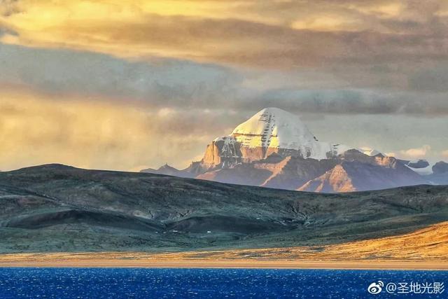 西藏最美雪山排名(西藏最神奇雪山)插图