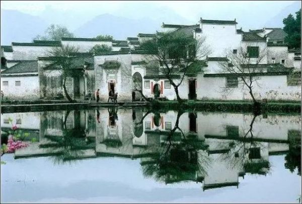 中国最美的十大古镇(中国十大著名古镇前十名)插图6