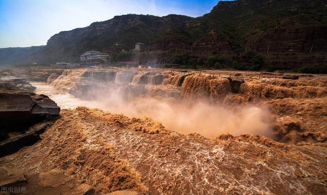 我国水流量最大的瀑布是(中国最美瀑布排名)插图4