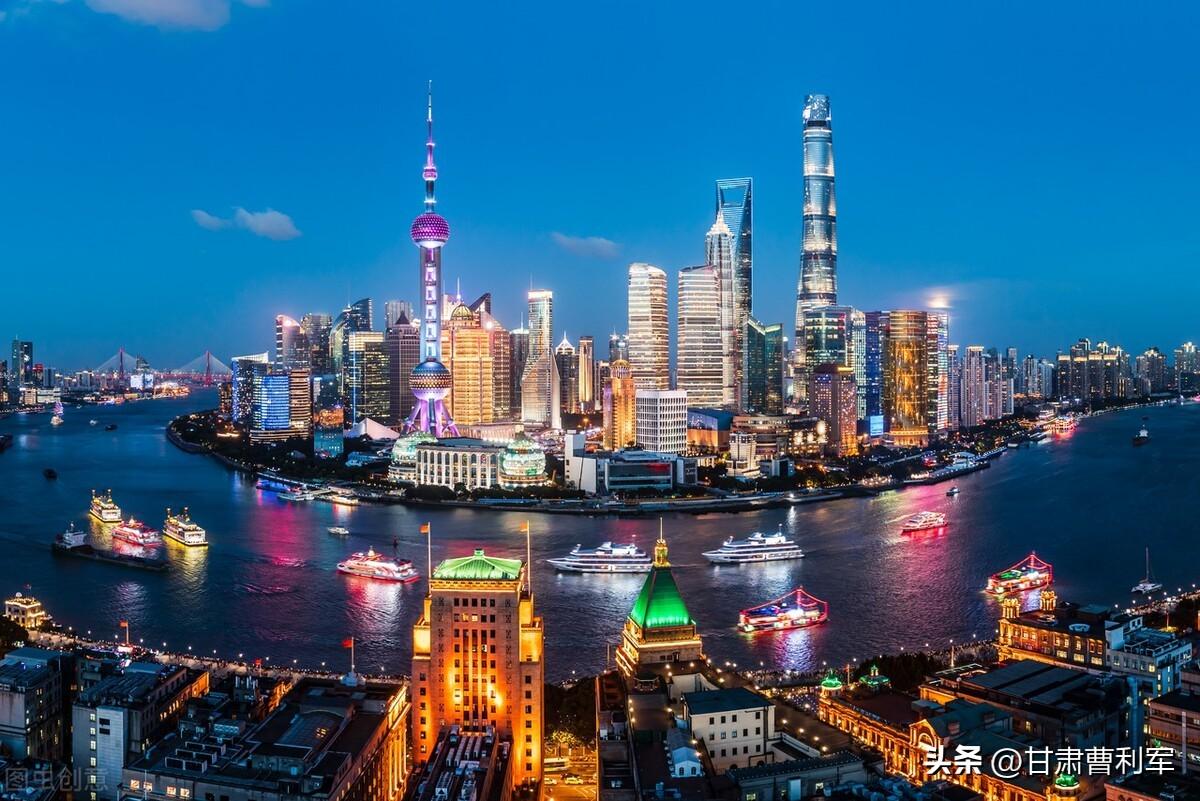一生必去的中国50个最美地方，中国最美的50个景点(附2023年最新排行榜前十名单)