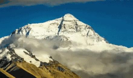 世界高峰排名前十，珠穆朗玛峰排名第一(附2023年最新排行榜前十名单)