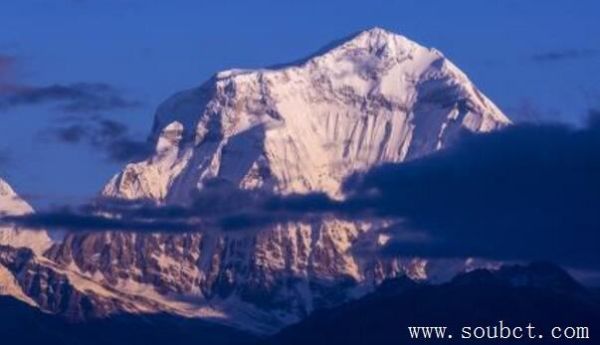 世界知名的十大山峰(世界最高的10座山峰)插图6