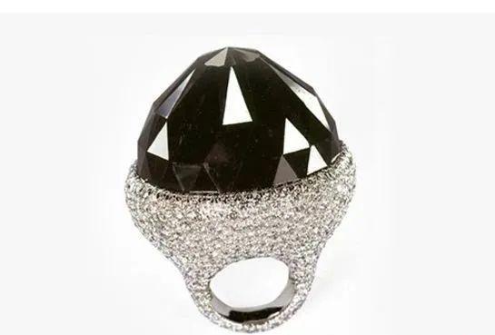 全球十大最昂贵的钻石(十大著名钻石项链)插图5
