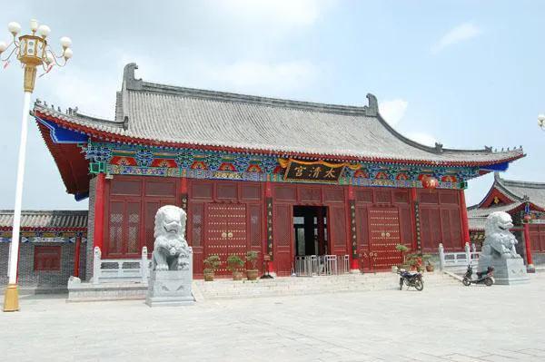 中国著名的十大巨型雕像(十大经典雕像图片)插图