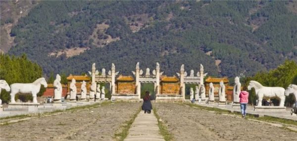 中国十大最诡异的古墓(这十大神秘古墓有些至今不敢挖掘)插图7