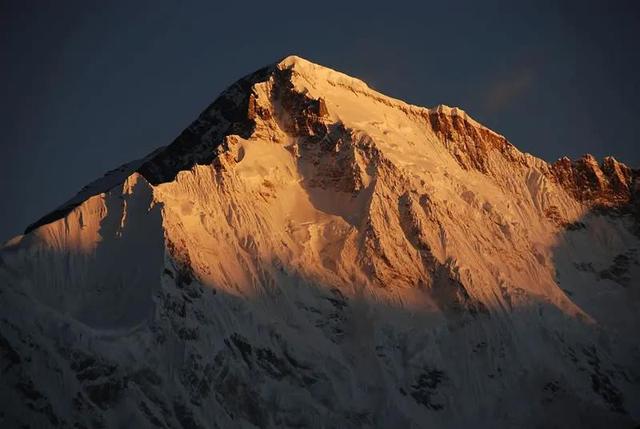 世界上最高的十大山峰(喜马拉雅山十大山峰)插图6