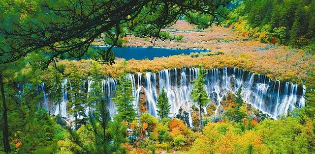 我国水流量最大的瀑布是(中国最美瀑布排名)插图8