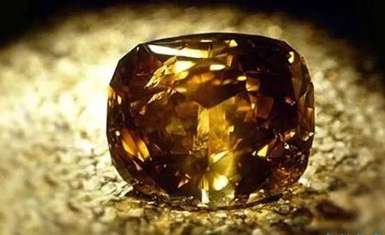 全球十大最昂贵的钻石(十大著名钻石项链)插图9