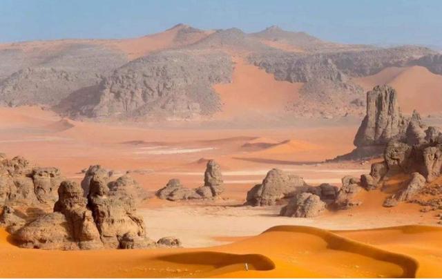 世界上最大的沙漠是什么沙漠(巴丹吉林沙漠)插图10