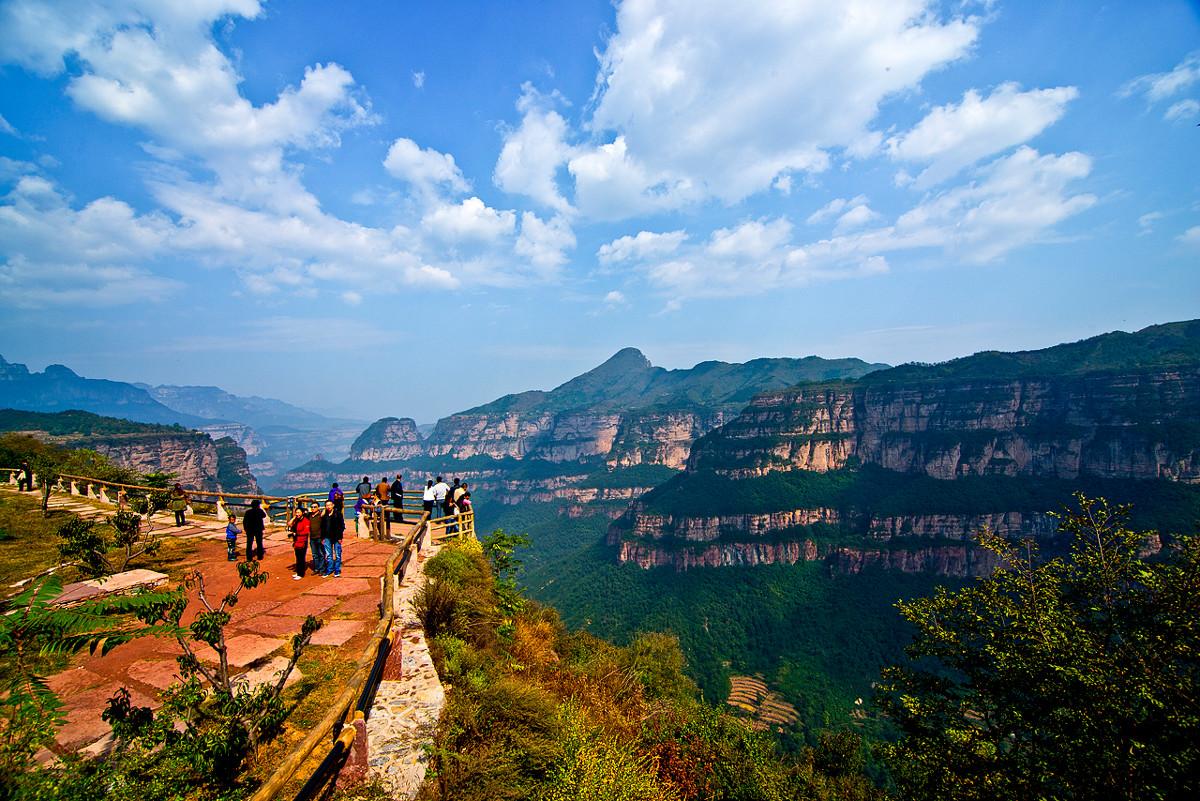 河南旅游必去十大景点，河南秋景最美的10个地方(附2023年最新排行榜前十名单)