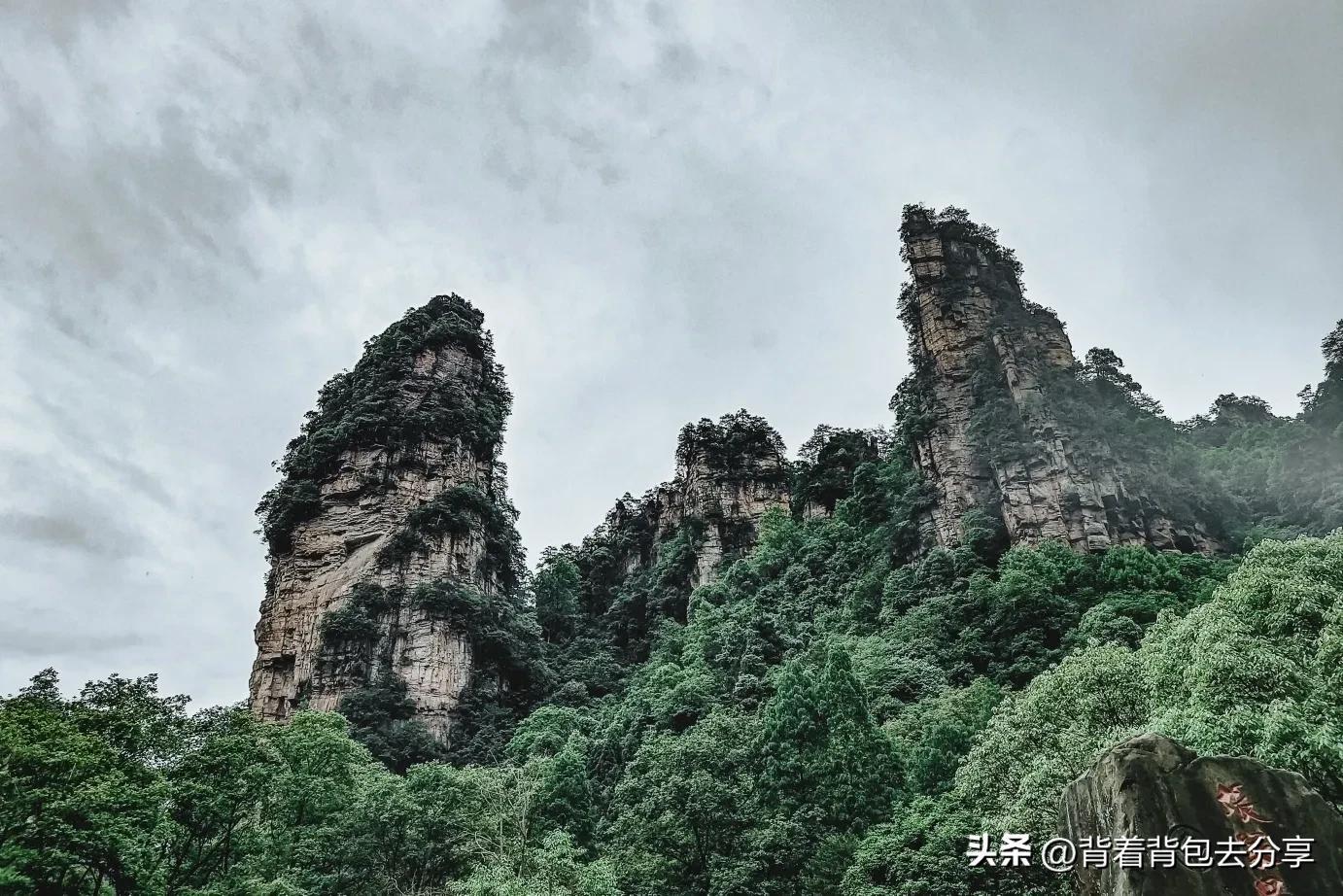 国内十大旅游景点排名，中国超震撼的十大自然景观(附2023年最新排行榜前十名单)