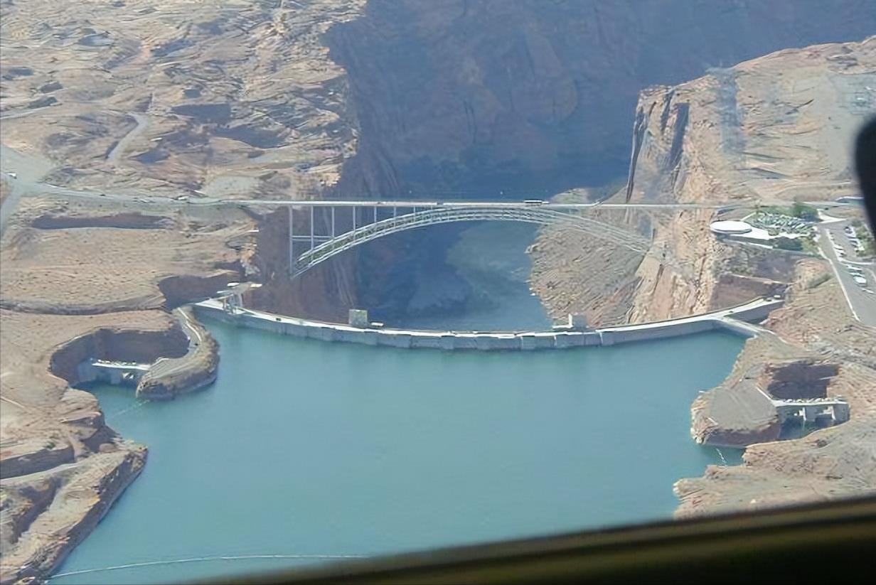 世界十大水坝排行榜(盘点全球10大超级水坝)插图3