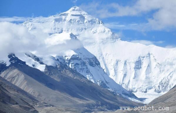 世界知名的十大山峰，世界最高的10座山峰(附2023年最新排行榜前十名单)
