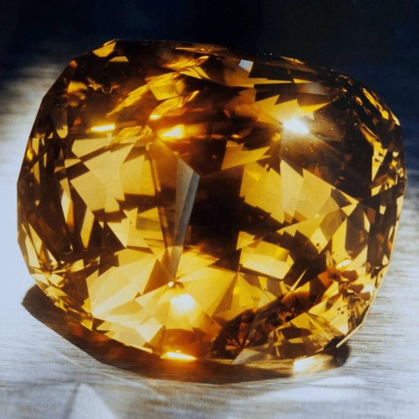 世界十大最贵钻石排行(世界十大名贵宝石排名)插图2