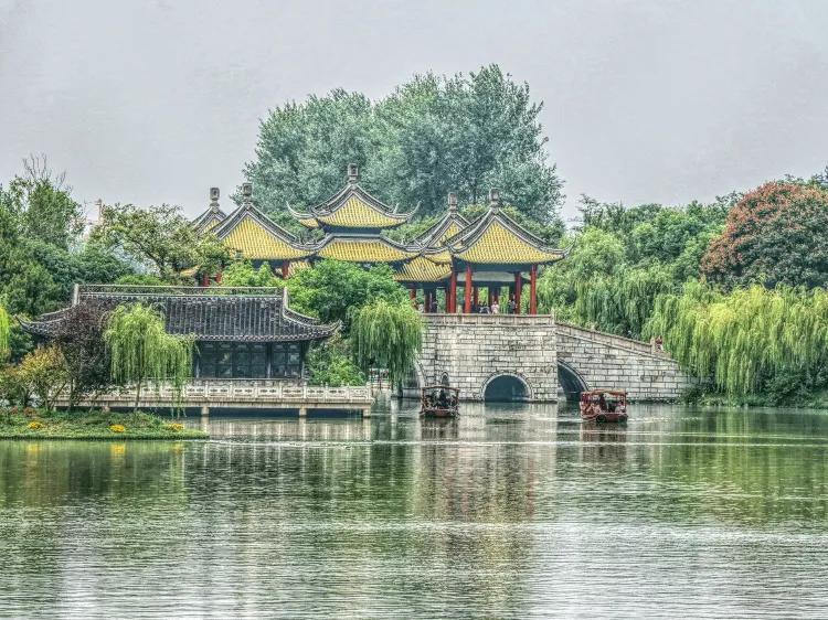 扬州景点排名前十，江苏扬州市值得推荐的十个景点(附2023年最新排行榜前十名单)
