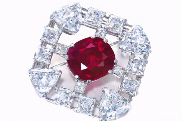 世界上十大最昂贵的红宝石(世界价格最高的十大宝石排名)插图6