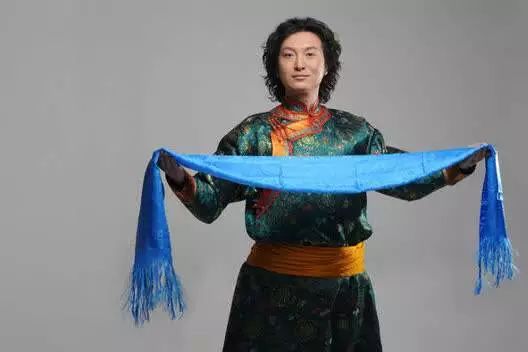 中国十大著名蒙古族歌手排行(10位蒙古族著名歌唱家)插图8