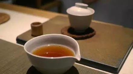 最好的红茶排名，中国最顶级口感最好的红茶排行榜(附2023年最新排行榜前十名单)